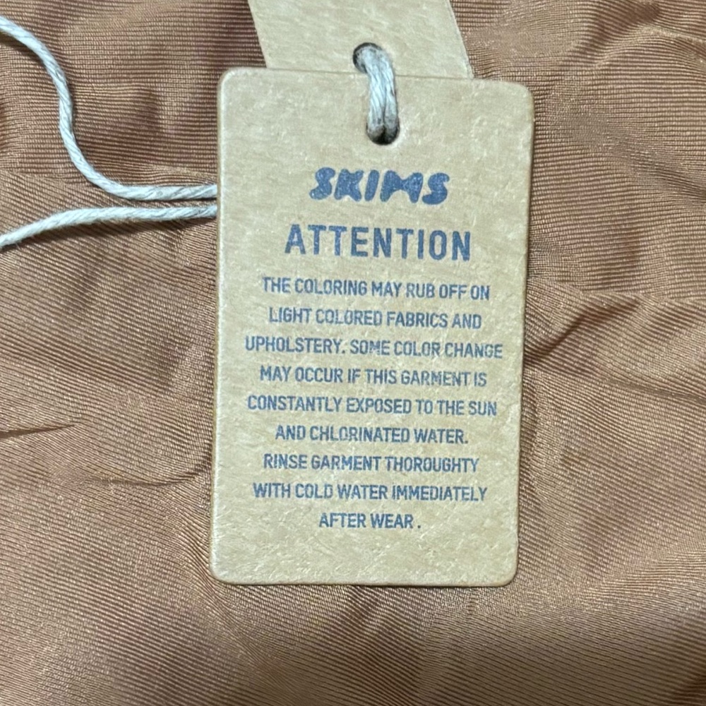 SKIMS Swim Shorts womens - Picture 8 of 9